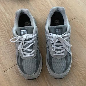 New Balance 990 sneakers